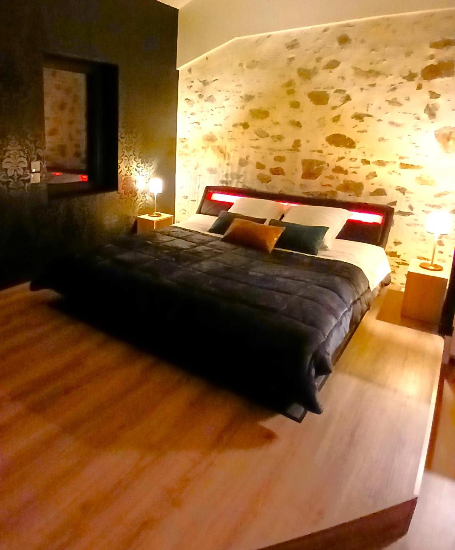 La Passionnante Gite Avec Spa Privatif Saint-Philbert-de-Bouaine Extérieur photo