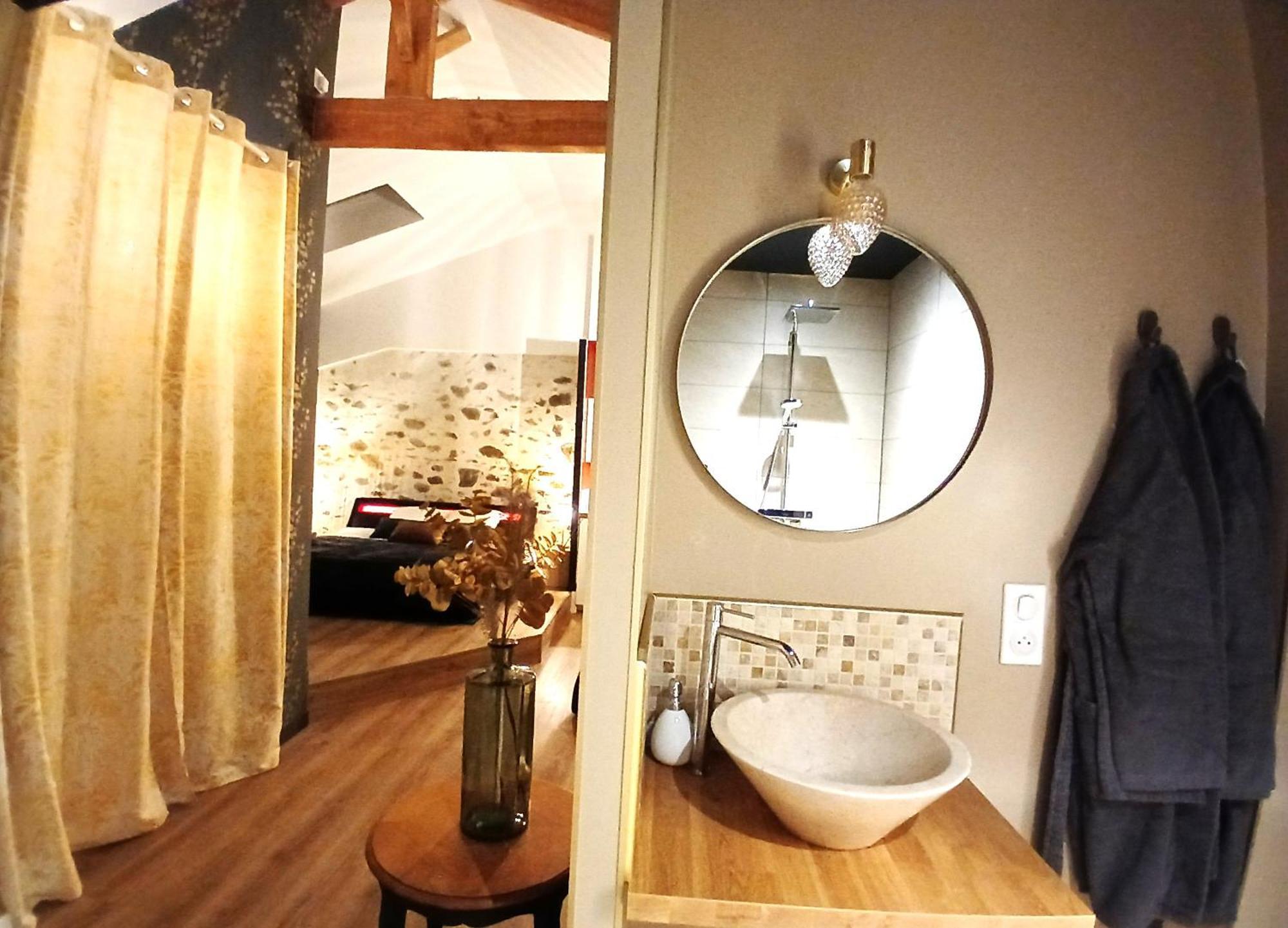 La Passionnante Gite Avec Spa Privatif Saint-Philbert-de-Bouaine Extérieur photo
